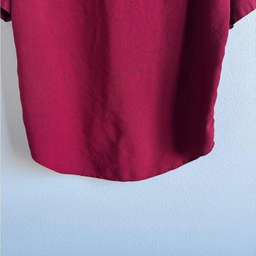 French Connection Men's Collared Burgundy Casual Button Down Shirt Size Medium